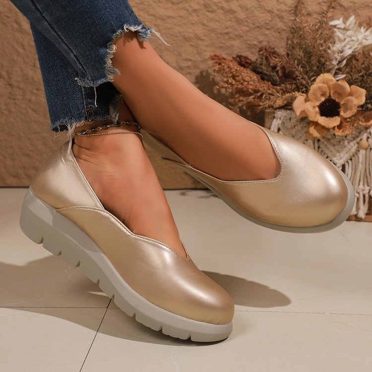 Sieviešu ikdienas PU apavi, bez šņorēm, apaļa purngala, klinveida papēdis 3–5 cm, sekla atvere