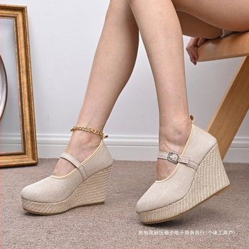 Sieviešu auduma kurpes ar zemu papēdi un sprādzes aizdari, gumijas zole, 0-3 cm papēdis, pavasaris