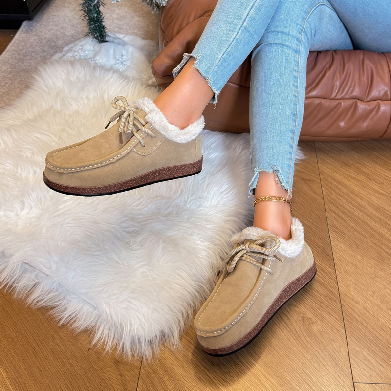 Unisex ζεστά loafers με συνθετικό δέρμα στην επάνω επιφάνεια, επένδυση από ψεύτικη γούνα, χαμηλό ύψος, στρογγυλή μύτη, καουτσούκ σόλα