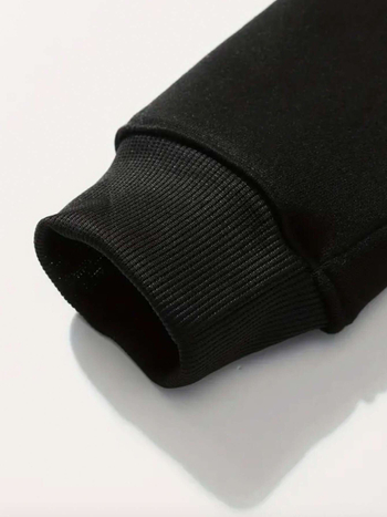 Φούτερ με κουκούλα – πολυεστερικό ύφασμα, εκτύπωση σχεδίου, άνετη γραμμή, μακριά μανίκια, μεσαίο πάχος