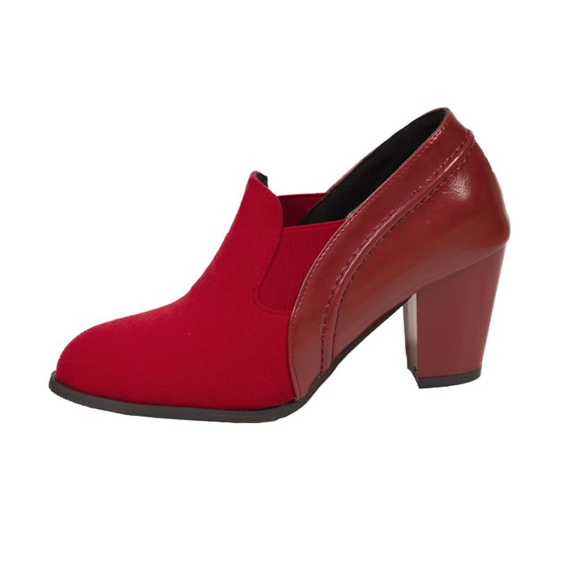 Augstpapēžu kurpes - smailā purnga, vidēja augstuma papēdis 3-6 cm, augšējā daļa no mākslīgās ādas, masīvs papēdis