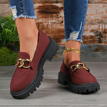 Velūra loaferi ar apaļu purnu un bieza vidējā papēļa (3–5 cm), slip-on, britu stilā, gumijas zole