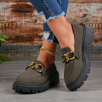 Velūra loaferi ar apaļu purnu un bieza vidējā papēļa (3–5 cm), slip-on, britu stilā, gumijas zole