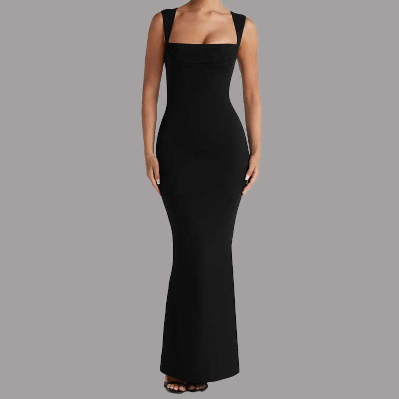 Garā kleita ar kvadrātveida kaklu, bez piedurknēm, augsta vidukļa līnija, poliesters, elegants stils.