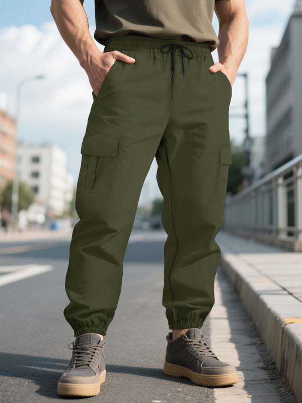 Vyriškos sportinės kasdieninės kelnės su tiesiu kirpimu, ilgos, vidurio juosmens raištis, daug kišenių, 100% poliesteris