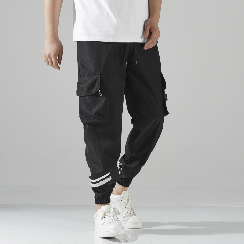 Vyrinės cargo kelnes, laisvas kirpimas, tiesus kelnių siluetas, vidutinio juosmens, poliesterio audinys, korėjietiškas stilius