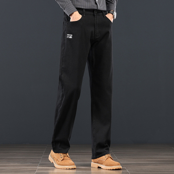 Vyriniai džinsai su tiesia kojų linija, mikroelastinis medvilnės denimas, vidurio juosmens, užtrauktukas, kelios kišenės