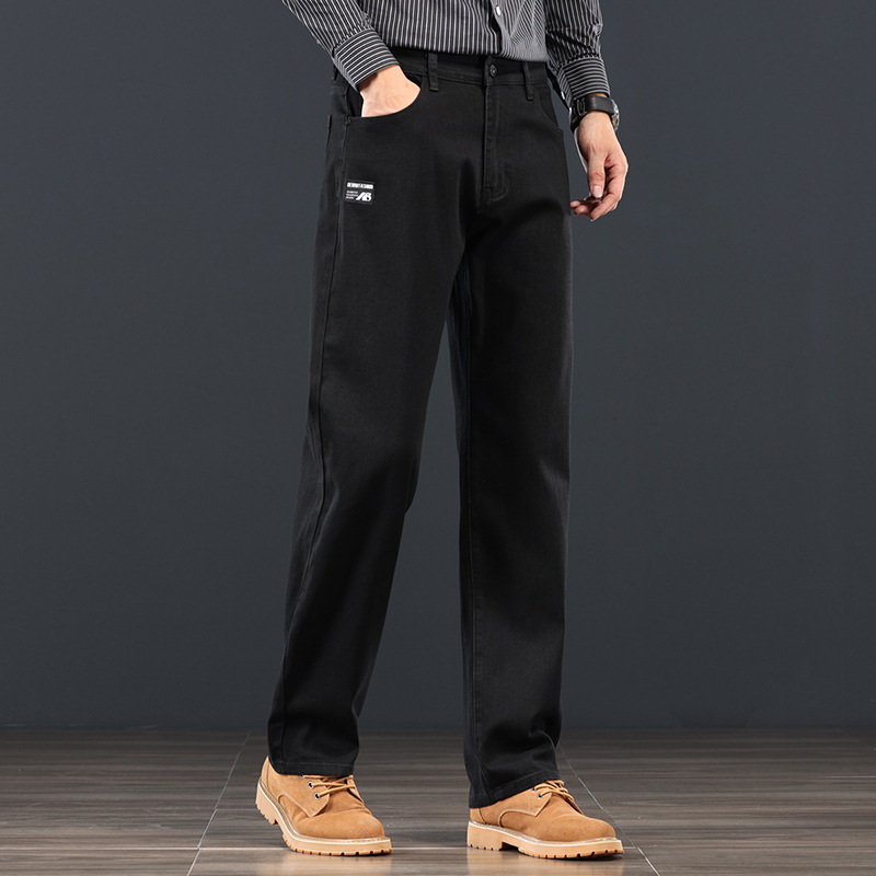 Vyriniai džinsai su tiesia kojų linija, mikroelastinis medvilnės denimas, vidurio juosmens, užtrauktukas, kelios kišenės