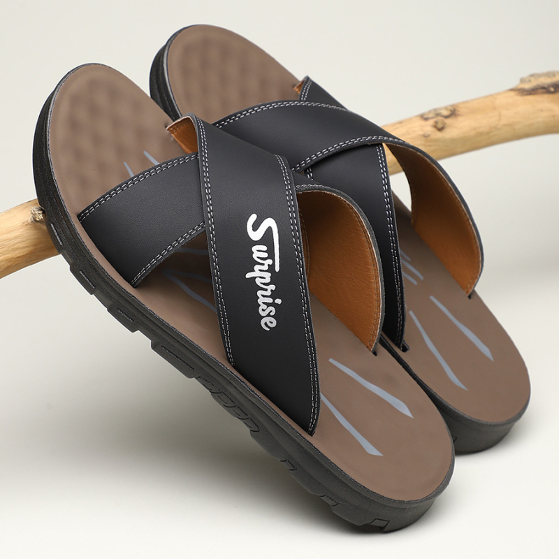 Flip-flops pentru bărbați, stil casual, cu partea superioară din piele microfibră și talpă din cauciuc, închidere slip-on