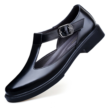 Vīriešu sandaļi no īstas ādas – virsējā daļa no otrā slāņa ādas; korejiešu stila, slēgts purns; sprādze; pavasaris 2025 (virsējā daļa: otrā slāņa āda; korejiešu stils; slēgts purns; sprādze; pavasaris 2025)