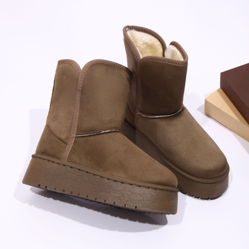 Sniega zābaki ar nubuka augšu, gumijas zole, vidēja garuma kāja, apaļa purngala, slip-on