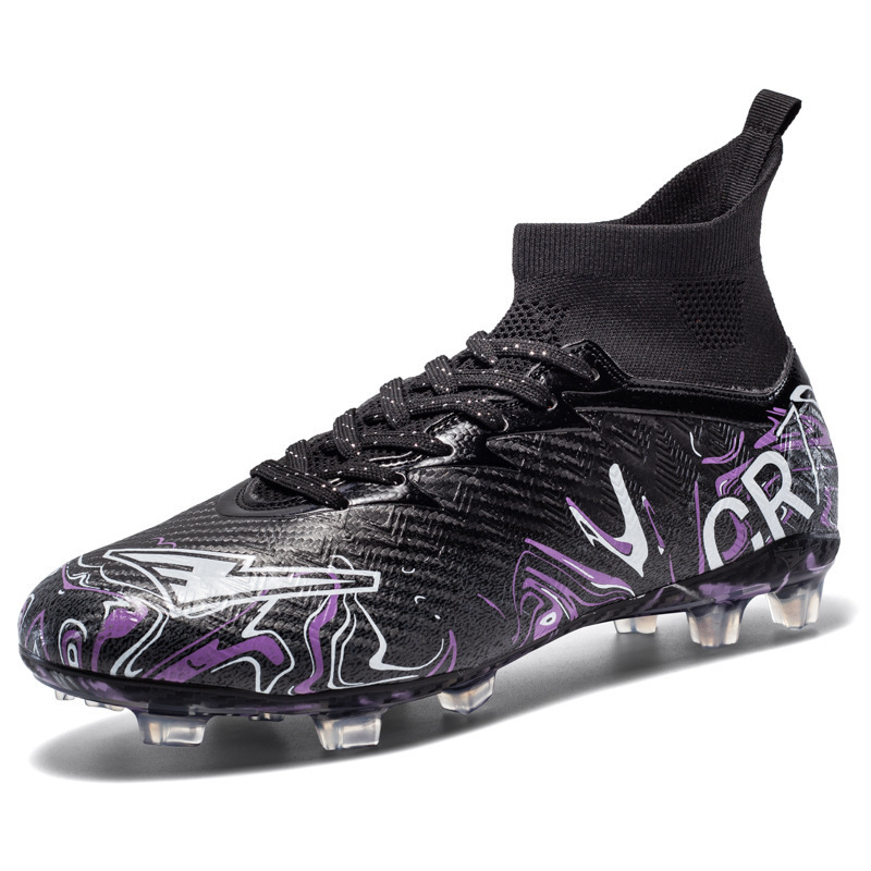 Futbola kurpes zālei – universālas, pieaugušajiem, priekšējās šņorēšanas, augšējā daļa no sintētiskās ādas, gumijas zole