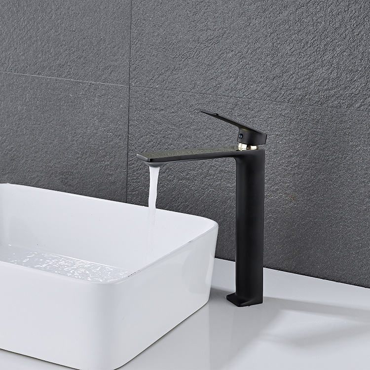 Maišymo čiaupas praustuvui, varinis korpusas, keramikinis vožtuvo šerdis, senovinis elektroplakato paviršius, pakėlimo tipas, vieno jungties