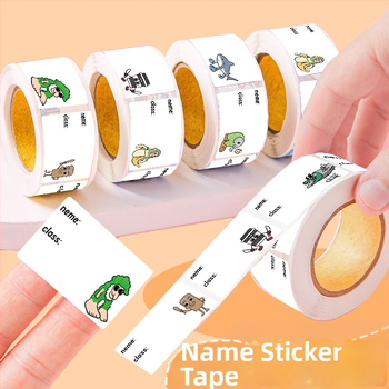 Ετικέτες επωνυμίας Q έκδοση – Ρολό στικέρ για Α’ Τάξη και νηπιαγωγείο, ταινία γραφής με σφραγισμένο άκρο (JU1326; Υλικό: Non-dry Adhesive; Στυλ: Cartoon; Κατασκευή: Εκτύπωση)