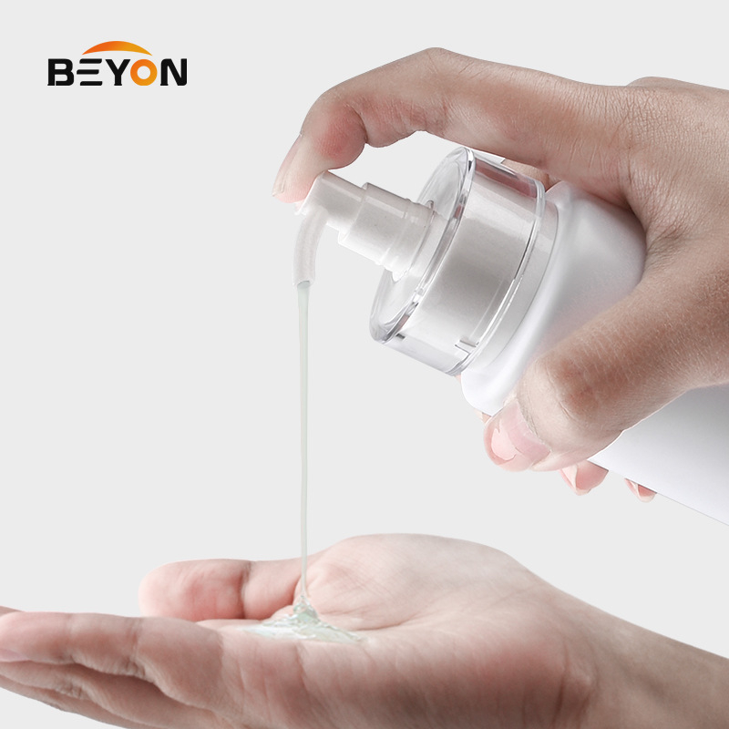 PET козметична бутилка, формирана чрез Blow molding, горло 24/410, капацитет 240 ml, многофункционална бутилка за козметика