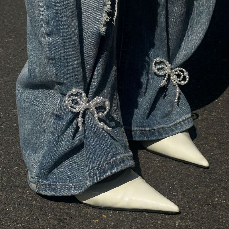 Γυναικείο ανκλέτ με ψεύτικρες μαργαριριού χάντρες, μενταγιόν σε σχήμα φούσας-φιόγκο, απλός σχεδιασμός