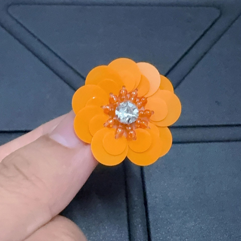 Casual παπούτσια με κορεατικό στυλ σε σχήμα λουλουδιού από παγιέτες, διακοσμητικά κρύσταλλα, χειροποίητες χάντρες (Μοντέλο 1222)