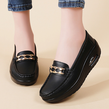 Γυναικείες πλατφόρμες slip-on loafers σε στυλ Ευρώπης-Αμερικής – στρογγυλή μύτη, πάνω μέρος: δέρμα δευτερεύοντος στρώματος, PU σόλα, PU πάτος