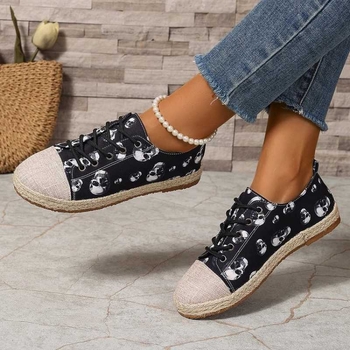 Ikdienas kurpes, apaļa purngala, šņorētas, kaķu papēdis 4-6 cm, gumijas zole