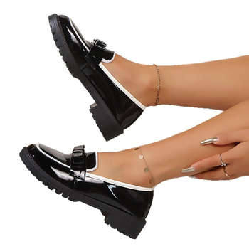 Loafer γυναικείες με στρογγυλή μύτη, PU επάνω μέρος, χαμηλό τακούνι 1–3 εκ., καουτσούκ σόλα, ευρω-αμερικανική τάση