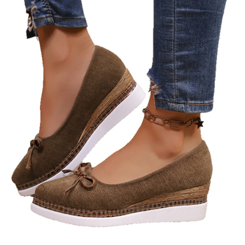 Sieviešu klinveida kurpes - velūra augšdaļa, smailais purns, 6–8 cm papēža augstums, Slip-On, gumijas zole