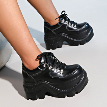 Sievišķīgi platformas loaferi – PU augšējā daļa, apaļš purns, platformas zole, šņorējums, gumijas zole