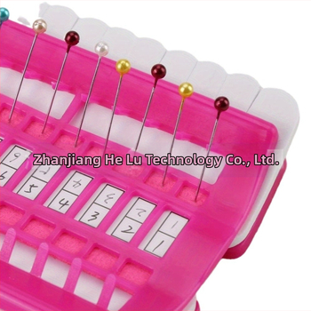 Organizator igala i niti za krstni bod (cross stitch), držač igala, organizator niti za šivanje — Flower in hand, ZM102, 70 g