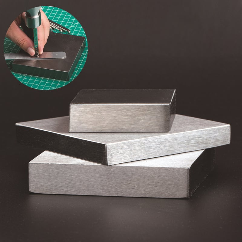 Εργαλεία από ξύλο τετράγωνου σχήματος — Προέλευση Σουζού, Άνοιξη 2024