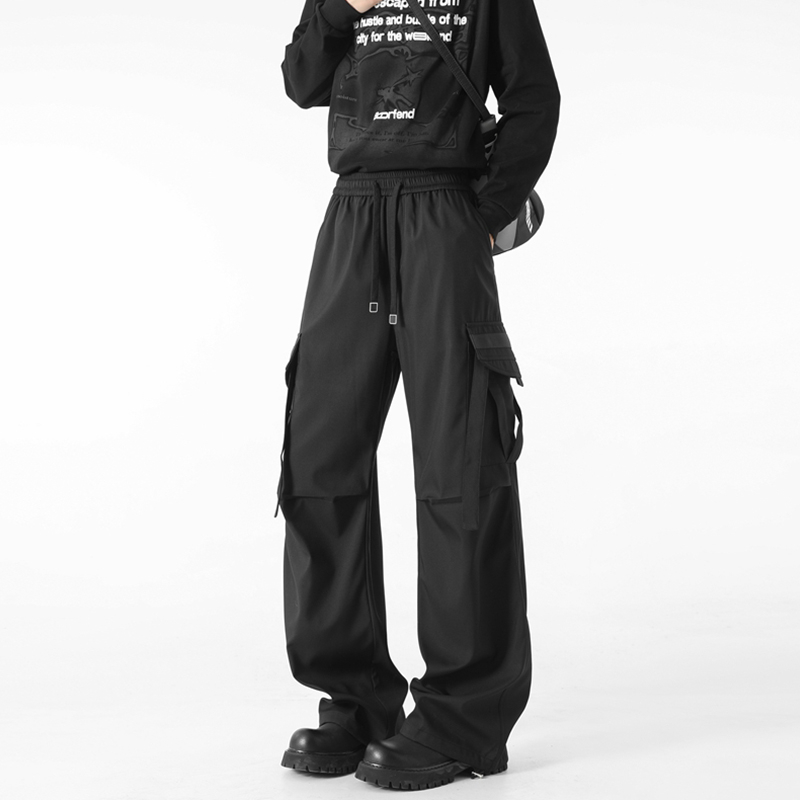 Pantaloni de lucru cu mai multe buzunare, croială dreaptă, lungi, talie elastică cu șnur, buzunare