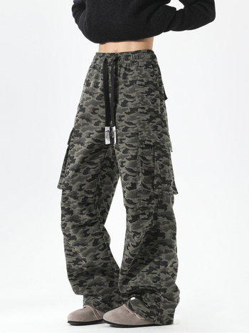 Casual kamufliuotos Capri kelnes su tiesia koja, bambuko pluoštas, vidutinio žemo liemens