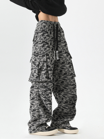 Απλά καμουφλαρισμένα Capri παντελόνια, ίσια γραμμή, ίνες μπαμπού, μεσαία-χαμηλή μέση