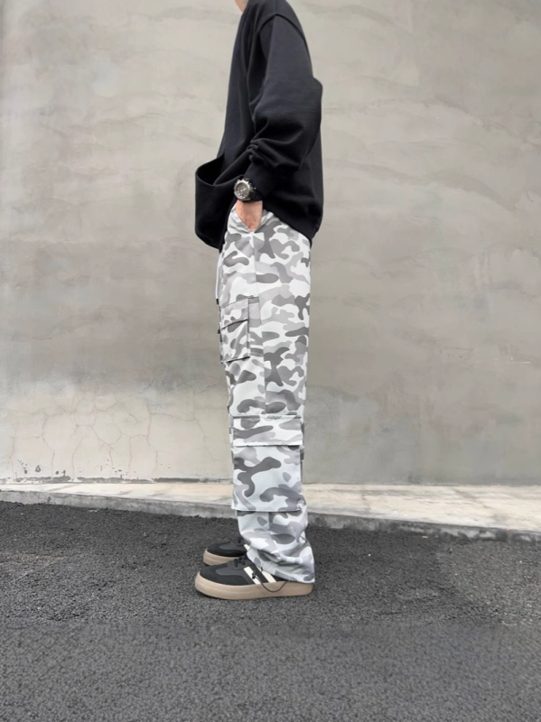 Kargo kelnės su kamufliažu, su raišteliu, laisvas kirpimas, hip-hop stilius, 100% poliesteris