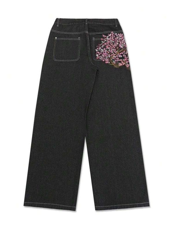 Džinsai su vintage stiliaus tiesiu kirpimu; siuvinėjimas slyvų žiedais ir rankų dažymo detalės; Modalinis audinys.