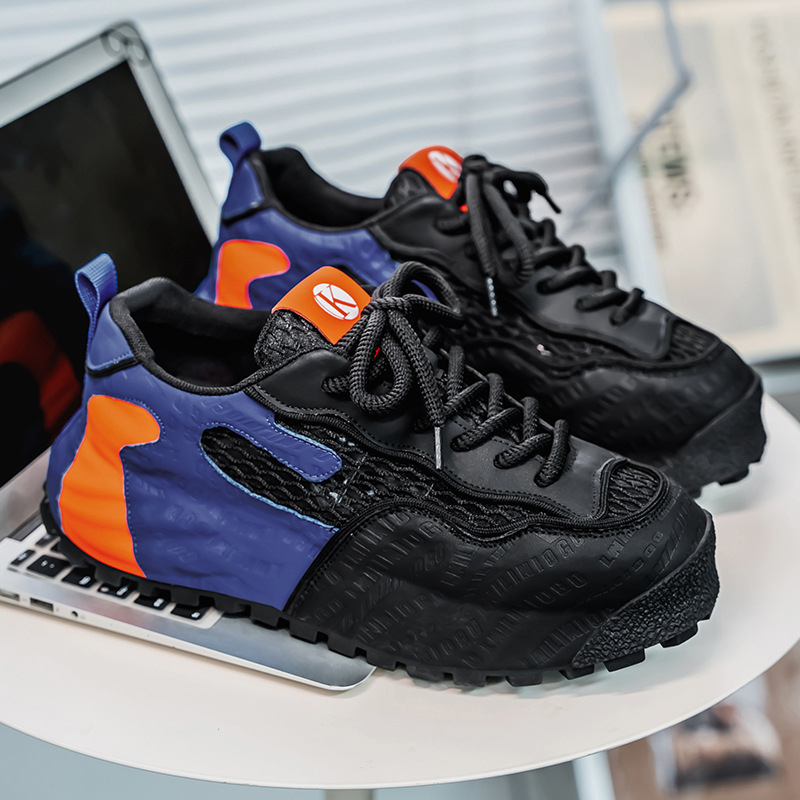 Kényelmes férfi cipő dad shoes stílusban: lélegző hálós felsőrész, vastag injektált talp, fűzővel záródó, EVA talpbetét, alacsony szárú