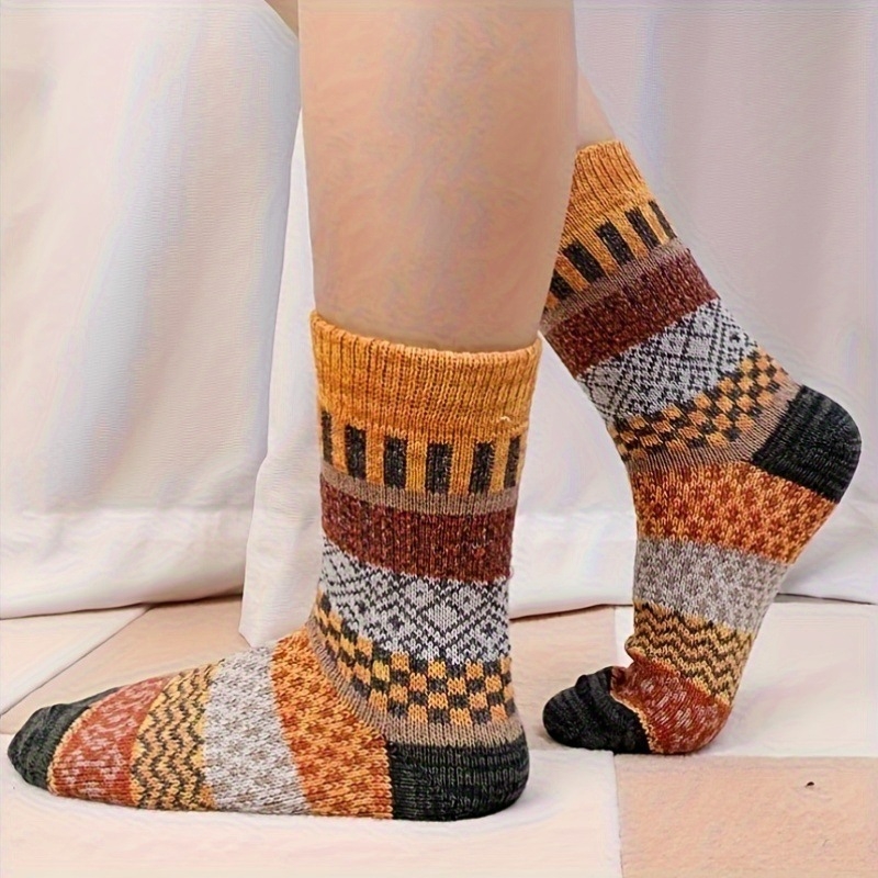 Κάλτσες πλεκτές μέχρι τη μέση της γάμπας, αντιολισθητικές, βιντάζ tribal μοτίβο – Seven-in-One, SKU jd601100839083407