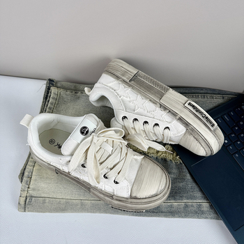 Ανδρικά skate sneakers με στρογγυλή μύτη, συνθετικό δέρμα επάνω, καουτσούκ σόλα, χαμηλό ύψος, κορδόνια