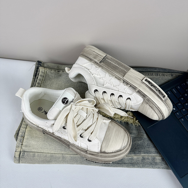 Vyriniai skate bateliai su apvalia nosimi, dirbtinės odos viršus, guminė padas, žemas aukštis, raišteliai