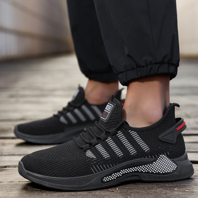 Vyrams skirti laisvalaikio bateliai su kvėpuojančia audinio viršutine, žemas profilis, apvali nosis, guminė pada, tekstilinė įdėklas