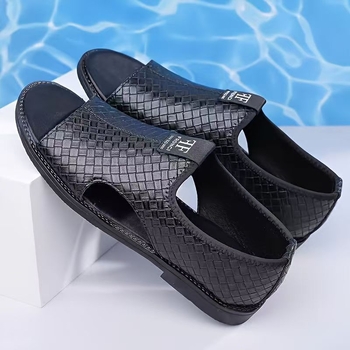 Ανδρικά σανδάλια από δέρμα μικροϊνών με ανάγλυφη υφή, αδιάβροτα, σόλα καουτσούκ, slip-on, casual, με ανοικτό μπροστινό μέρος