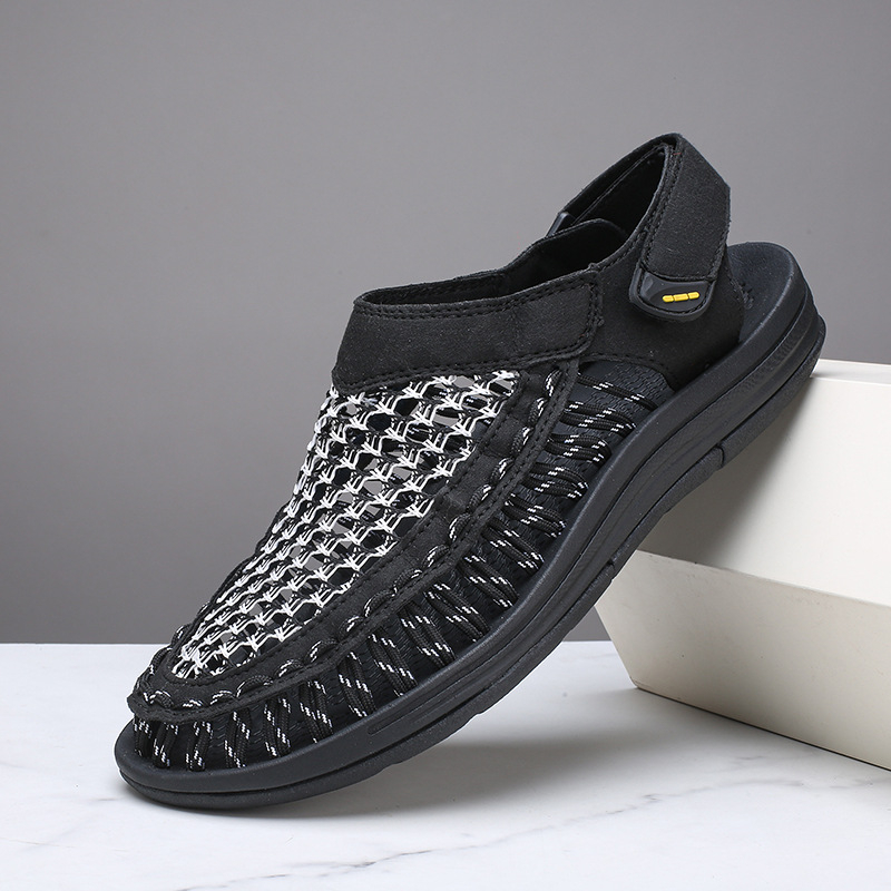 Ανδρικά σανδάλια με υφαντή επάνω επιφάνεια, σόλα καουτσούκ, κλείσιμο Velcro, αθλητικό στιλ, κλειστό δάχτυλο, καλοκαίρι 2025