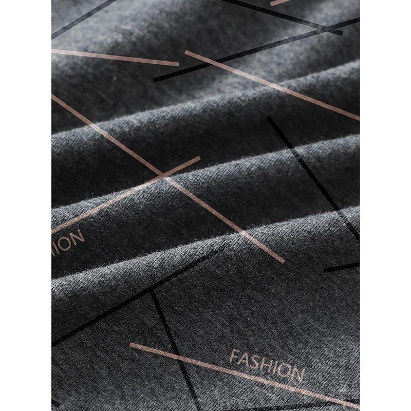 4gab mežģīņu krūšturis ar neilonu kā galveno materiālu, kokvilnas oderējums, trusīšu ausu formu kupas, bez formētiem kupiem, tradicionālais stils, vecāka gadagājuma cilvēkiem 60+