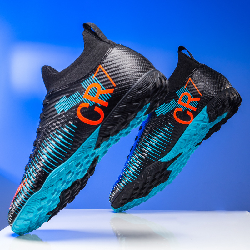 Futbolo bateliai su TF dantimis dirbtinei žolei, viršutinė dalis – sintetinis odos, aukštas viršus, priekinis raištis, priešslidėjimo padai