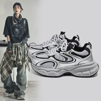 Γυναικείοι Dad Sneakers, κορεατικού στυλ, επάνω μέρος από μικροϊνών δέρμα, στρογγυλή μύτη, μεσαίου ύψους τακούνι 3–5 εκ, κορδόνια κλεισίματος