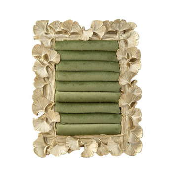 Στήριγμα προβολής κοσμημάτων – πλαίσιο ρητίνης με φύλλο γίνκο, επενδεδυμένο ύφασμα και βελούδινο περίβλημα; Υλικό: ρητίνη σε ύφασμα; Κατασκευή: συγκόλληση; Αριθμός: TYY250901; Άνοιξη 2025