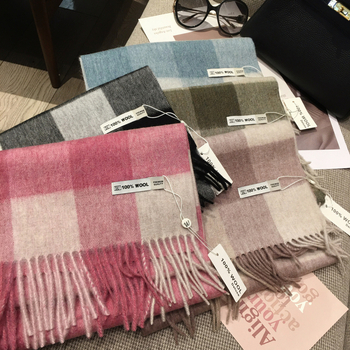 Šalle - (100% vilna; Warp adījums; silta; ziema; stils: elegantais, minimālists)