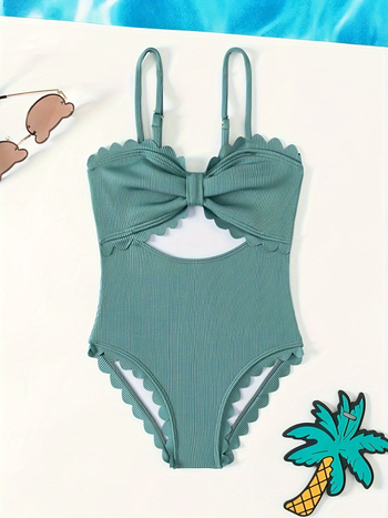 Meitenēm viengabala peldkostīms ar ziedu mežģīnēm un izgriezumiem uz siksnām, krūšu pildījums, augsts viduklis, poliesters