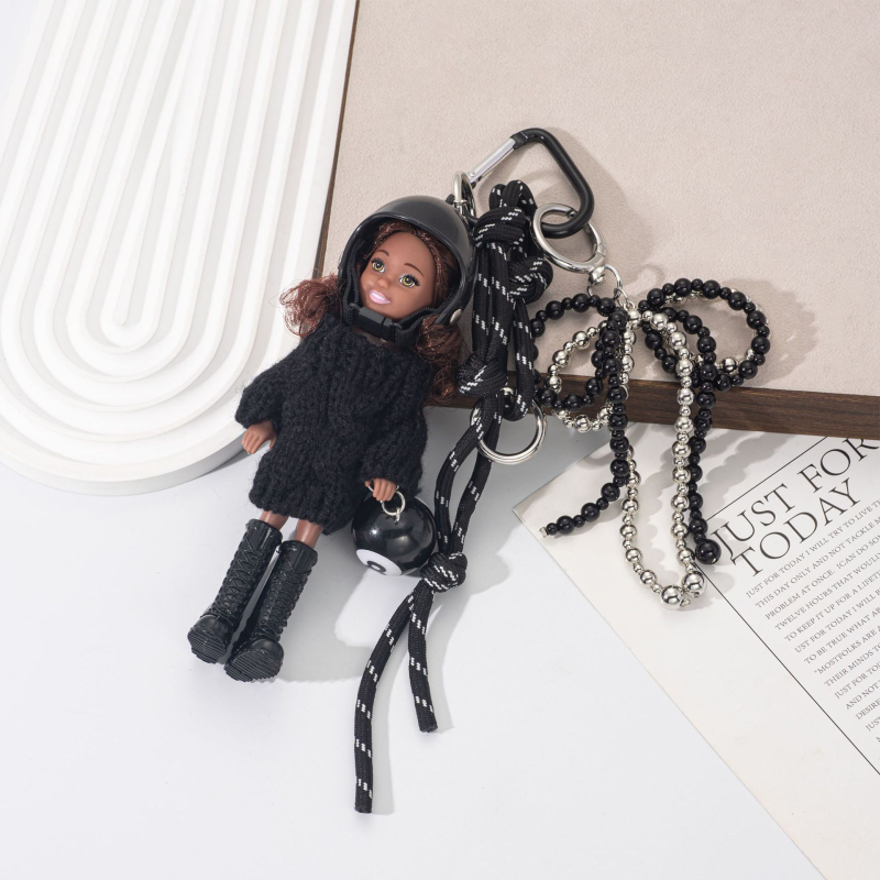 Atslēgu piekariņš – Korejas stilā leļļu ķivere no cinka sakausējuma, preces Nr. L541, personīgais stils