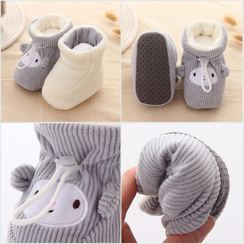 Dječje cipele s mekim potplatom od pamuka, gornji dio od kože goveda, srednja visina potkoljenice, uzorak crtani lik, zatvaranje prednjim vezivanjem