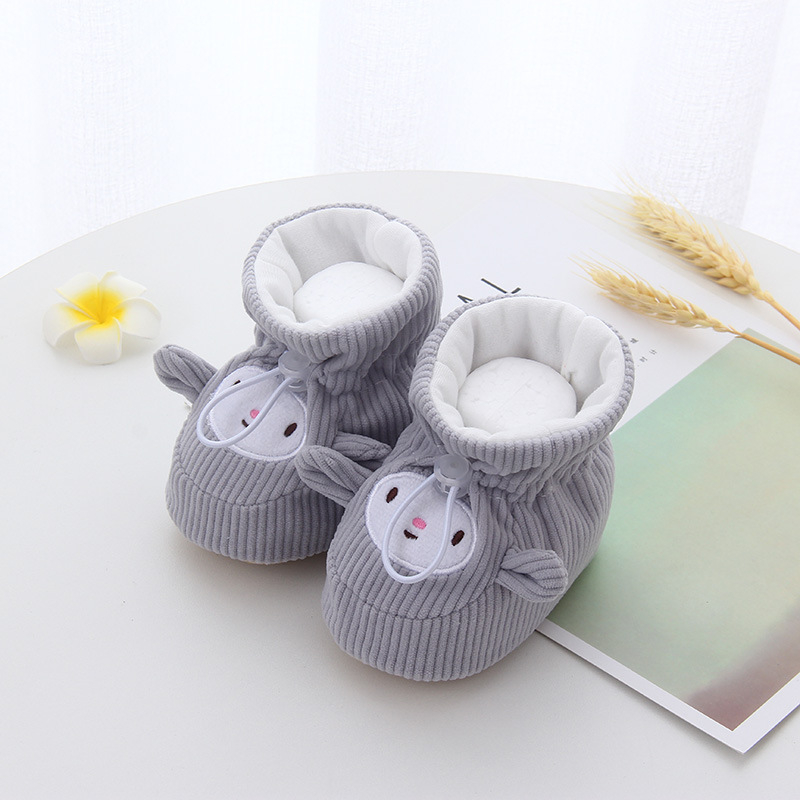 Dječje cipele s mekim potplatom od pamuka, gornji dio od kože goveda, srednja visina potkoljenice, uzorak crtani lik, zatvaranje prednjim vezivanjem