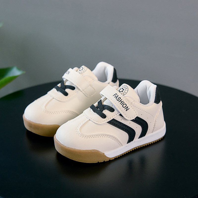 Bērnu staigāšanas apavi – sieta augšdaļa, ūdensnecaurlaidīgi, pretslīdēšana, Velcro aizdare, vecuma 1–3 un 4–6 gadi